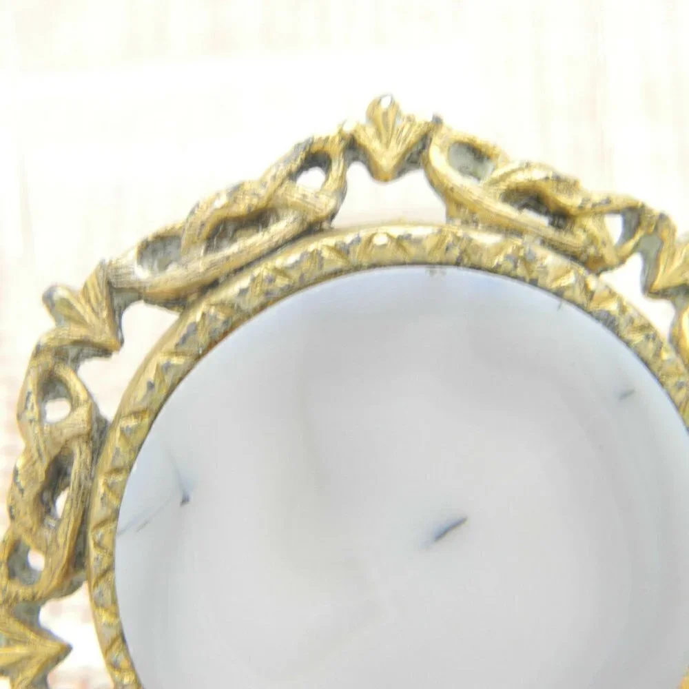 Purple Gray Swirl Agate Circle Gold Tone Pendant